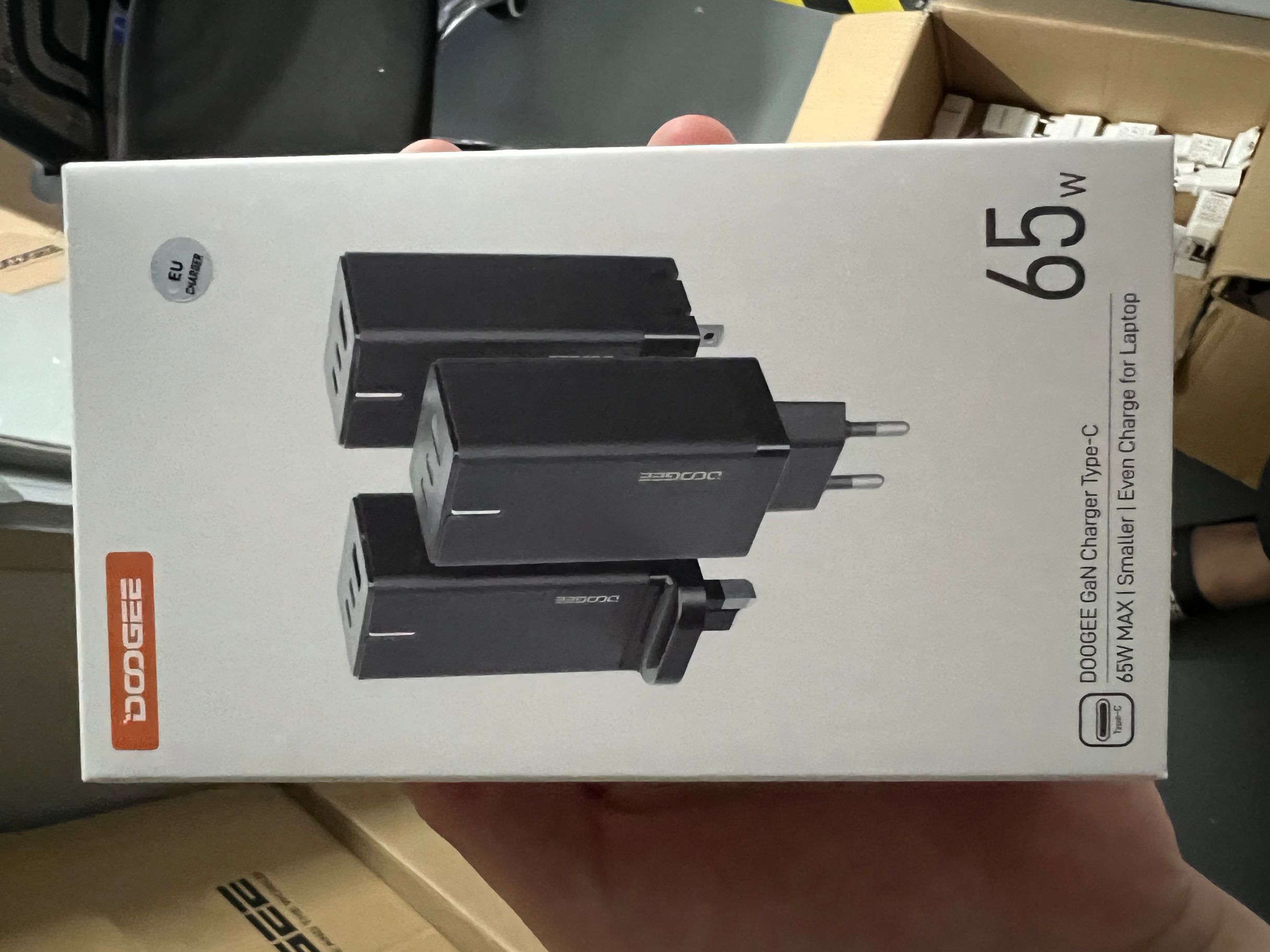 （香港）道格Doogee 65W氮化镓充电器（欧规）