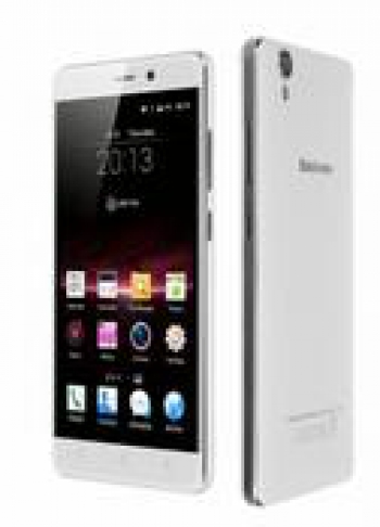 （HD）Blackview A8 5寸 白色 1+8G 6580A 1.3GHZ 四核标配+耳机